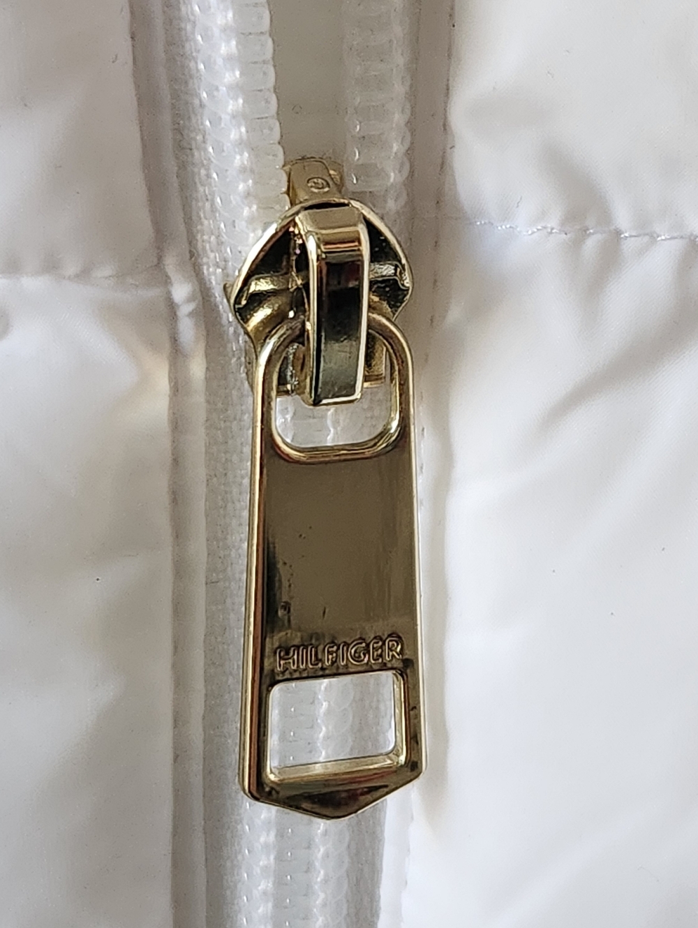 NWT Tommy Hilfiger White Quilted Hooded Zip Up Puffer Size M - Picture 8 of 13